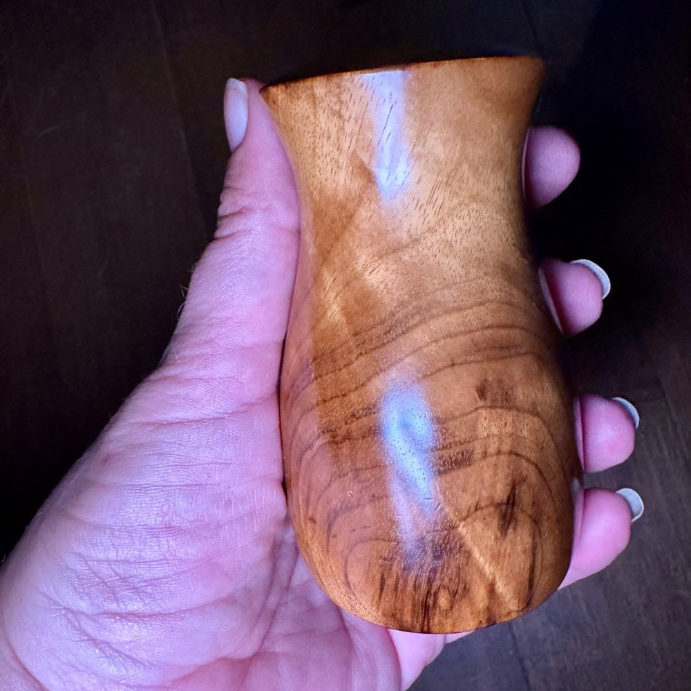 Vintage Myrtle Wood Salt & Pepper Shakers - Picture 5 of 17